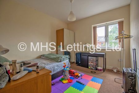 1st Floor Flat, 146a Woodsley Road, Universities, Leeds, LS2 9LZ - Photo 4