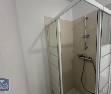 Location Appartement 2 pièces 45m² PORT DE BOUC 13110 - Photo 4