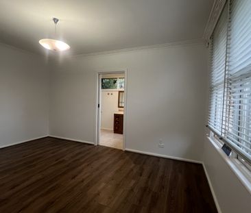 24 Mulgrave Street, Glen Waverley - Photo 2