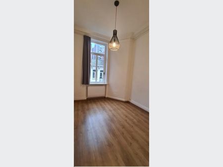 Appartement à Louer à LILLE 706 € - Photo 3