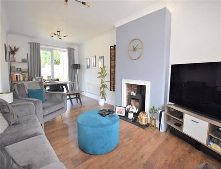 2 Bedroom Semi Detached To Let - Photo 3