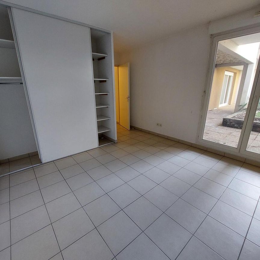 location Appartement T3 DE 75.41m² À ST PRIEST - Photo 1