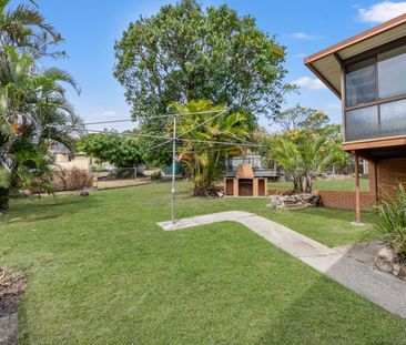 Bring the Boat, Caravan & More - Loads of Room! - Photo 4