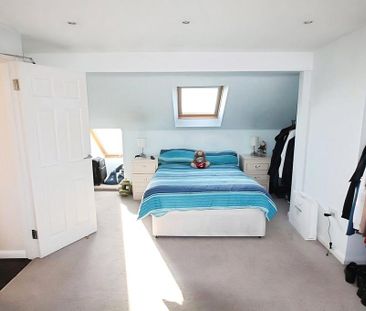 4 bedroom terraced house to rent - Photo 6