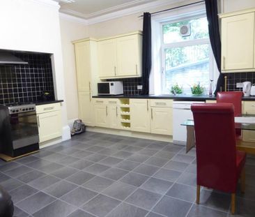 4 bedroom house to rent - Photo 1