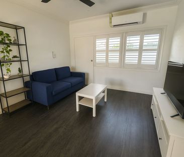 Cozy Self-Contained Unit - Photo 4