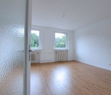 WG-taugliche 2-Zi.-Whg. in zentraler Lage - Photo 2