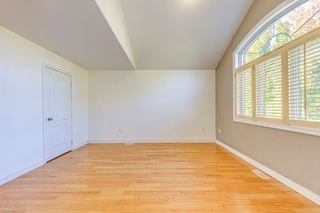 For Lease - 2457 Hilda Drive, Oakville, Ontario - Photo 5