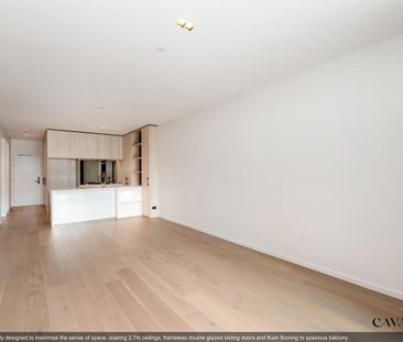 Australia's Best Residential High Rise - $1130/WK - Photo 3