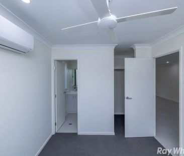 BEAUTIFUL BRAND NEW 3 BEDROOM VILLA! - Photo 6