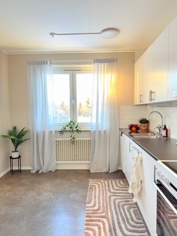 Drottninggatan, Kungsör - Photo 3