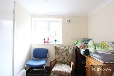 5 bedroom terraced house to rent - Photo 2