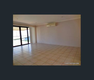 Beautiful Family Home! - Photo 1