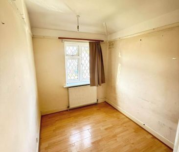 4 bedroom semi-detached house to rent - Photo 1