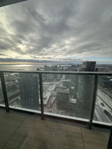 For Lease - 3 Concord Cityplace Way Unit# 5301, Toronto, Ontario - Photo 2