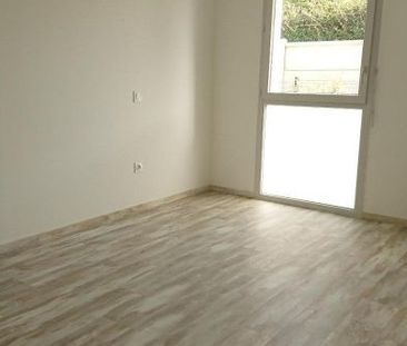 T2 AVEC JARDIN ET PARKING - Photo 2
