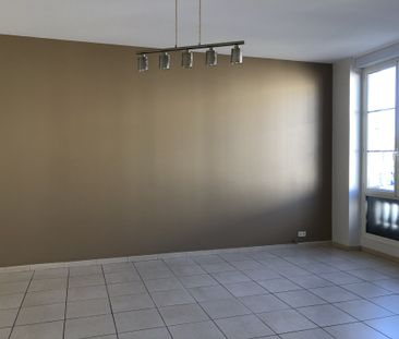Location Appartement 3 pièces 76m² MARMANDE 47200 - Photo 3