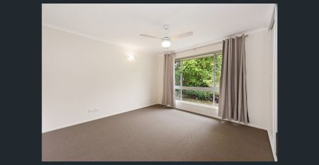 Three Bedroom Home with a Pool - Little Mountain! - Photo 4