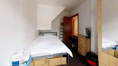 6 bedroom house to rent - Photo 3