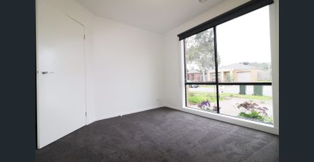 Fabulous Family Living! - Photo 4