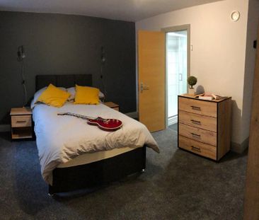 14 bedroom flat to rent - Photo 5