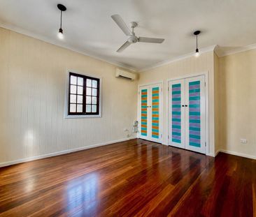 UNIQUE 3 BEDROOM HERITAGE HOME BRIMMING WITH CHARACTER AND CHARM + ... - Photo 4
