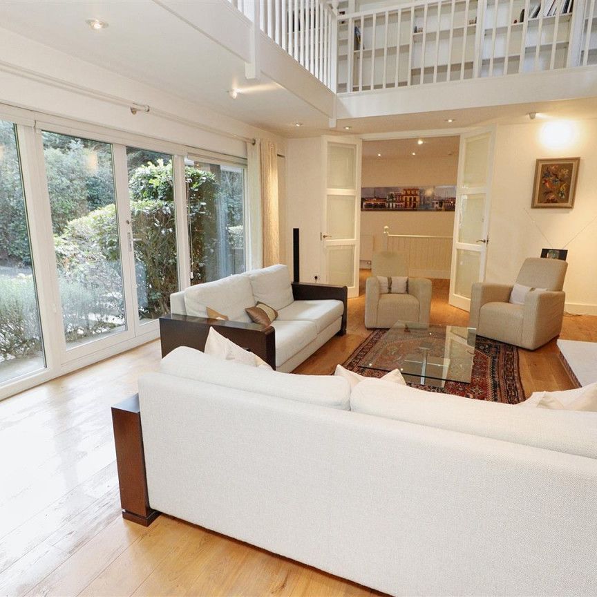 Barnet Lane, Elstree, Borehamwood - Photo 1