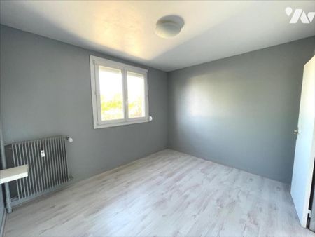 RUE JEAN JAURES - 2 PIECES - 51430 TINQUEUX - Photo 2