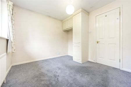 2 Bedroom Maisonette to rent - Photo 2