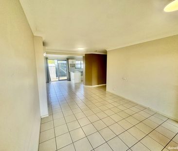 Your townhouse in a convenience location - Photo 1