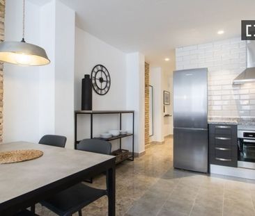 2 bedroom luxury Flat for rent in Valencia - Photo 3