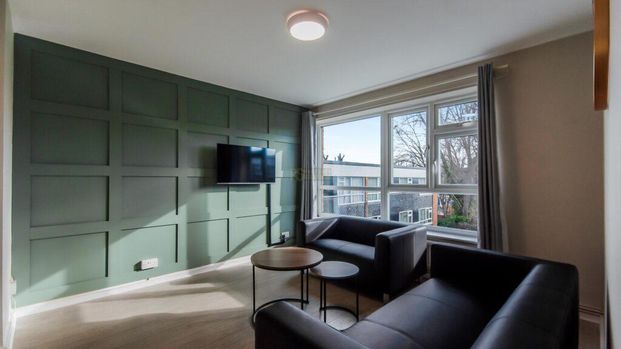 2 bedroom flat to rent - Photo 1