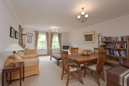 Tudor Grange, Oatlands Drive, Weybridge, KT13 - Photo 2