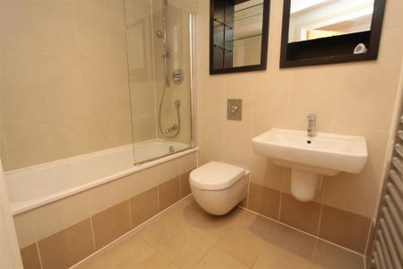 La Salle, Leeds City Centre, LS10 1NH - Photo 5