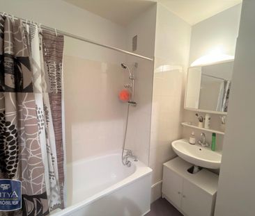 Location Appartement 4 pièces 75m² CASTELSARRASIN 82100 - Photo 4
