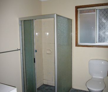 2 BEDROOM UNIT IN CONVENIENT LOCATION - Photo 2