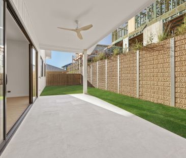 30 Tyson Street, White Rock QLD 4306 - House For Rent | Domain - Photo 4