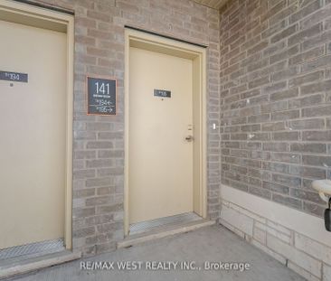 For Lease - 141 Honeycrisp Crescent Unit# 195, Vaughan, Ontario - Photo 2