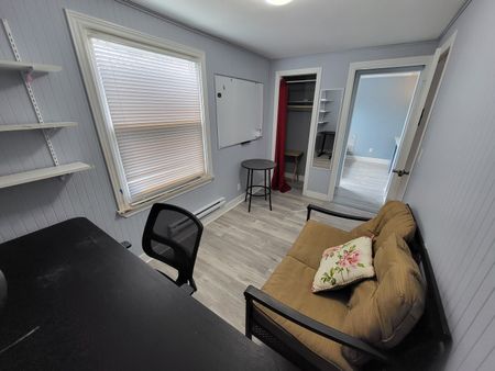 4-773 Brock Street, Kingston, ON K7L 1W4 - Photo 2