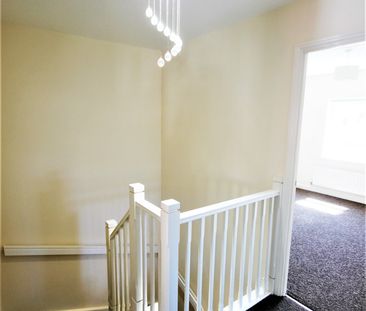 3 bedroom detached to let - Photo 6