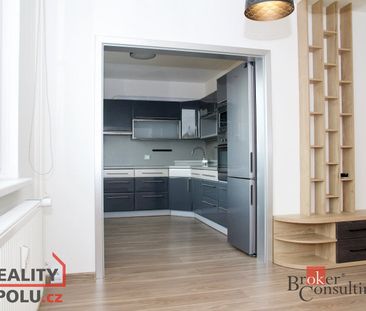 Pronájem bytu 4+kk 92 m² - Photo 1