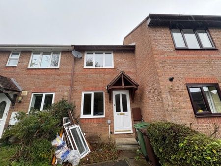 Widey Court, Plymouth, PL6 - Photo 4