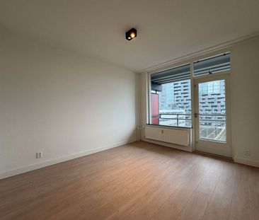 Appartement te huur: Van Oldenbarneveltplaats 330 3012 AM Rotterdam - Photo 4