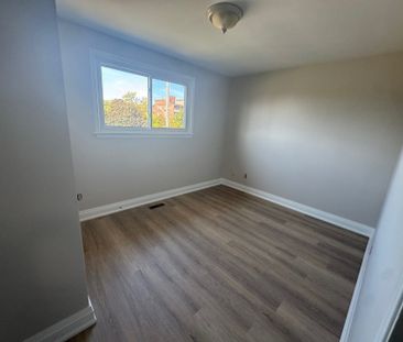 For Lease - 34 Rita Drive Unit# Upper, Toronto, Ontario - Photo 3