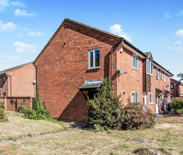 2 bedroom end of terrace house to rent - Photo 3