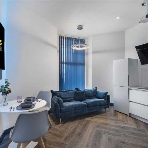 North Road East, Plymouth - Photo 1