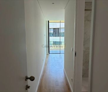Apartment T3 in Canidelo, Vila Nova de Gaia - Photo 4