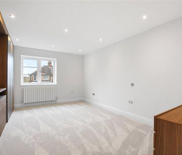 5 bedroom detached house to rent - Photo 2