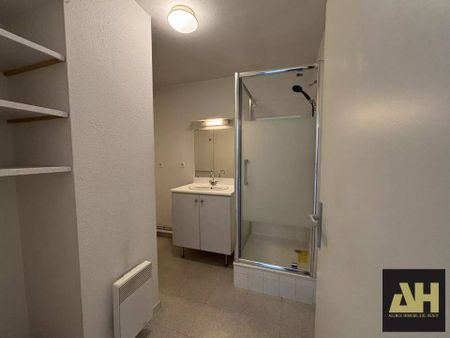 SAINT MARC - T1bis - PARKING PRIVE - Photo 5