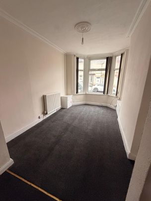 2 Bed Terraced House, Briardale Road, CH42 - Photo 1